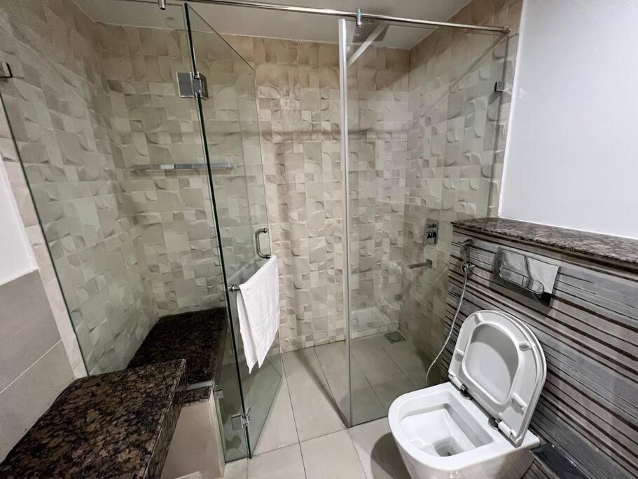 Sunset Luxury Gold Crest Mall Residency Lahaur Zewnętrze zdjęcie