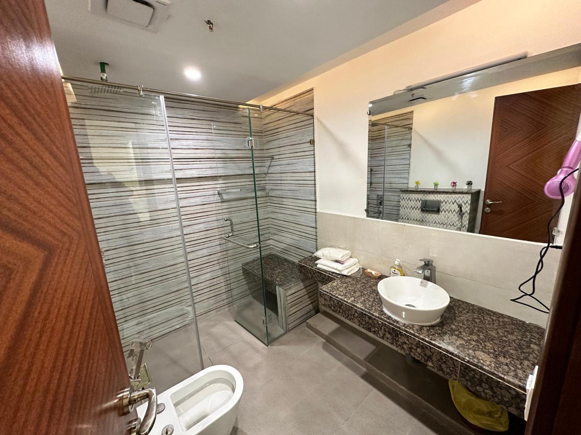 Sunset Luxury Gold Crest Mall Residency Lahaur Zewnętrze zdjęcie