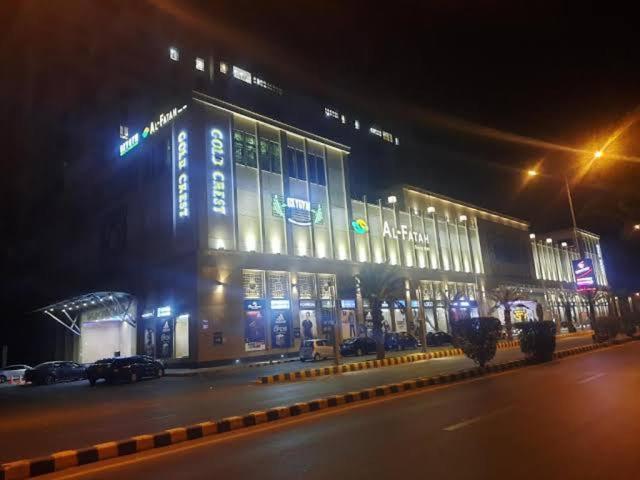 Sunset Luxury Gold Crest Mall Residency Lahaur Zewnętrze zdjęcie